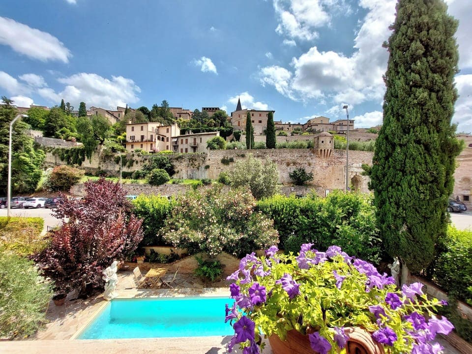 Superior Room, 1 Double Bed, Pool View | Premium bedding, minibar, cribs/infant beds, free WiFi