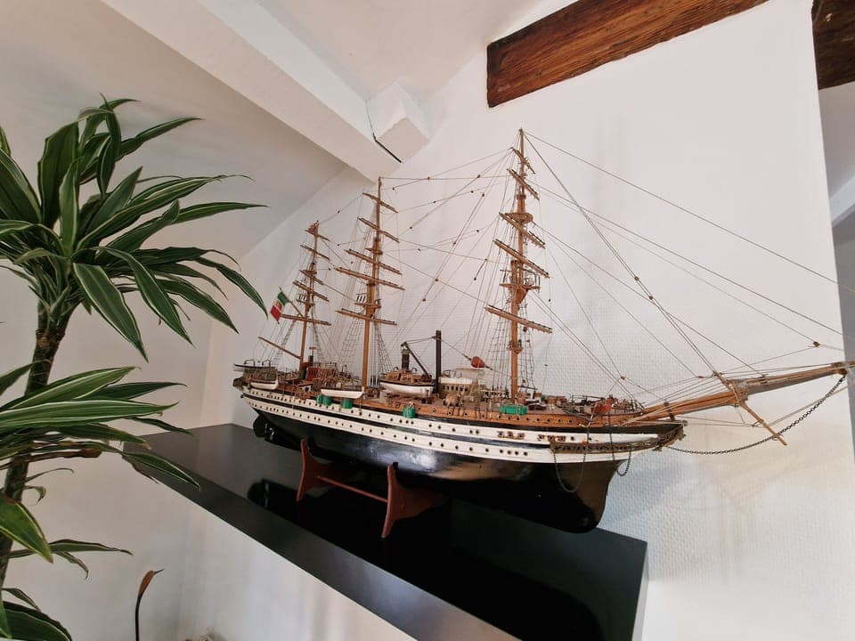 Loft | Living area | 160-cm flat-screen TV with satellite channels, pay movies