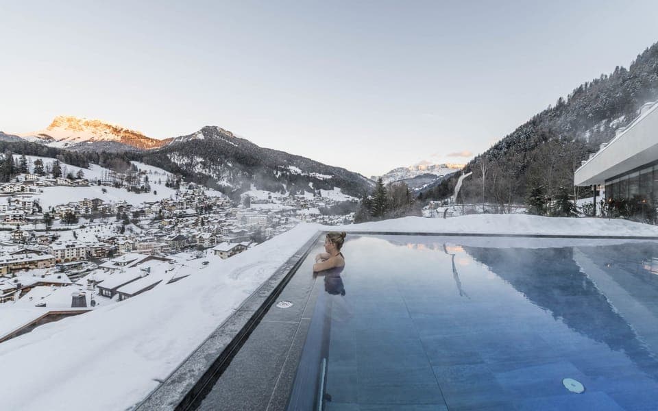 Indoor pool, outdoor pool, pool umbrellas, sun loungers