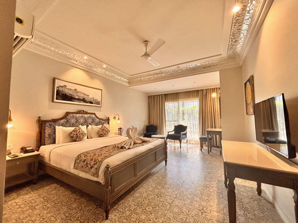 Select Comfort beds, minibar, in-room safe, individually decorated