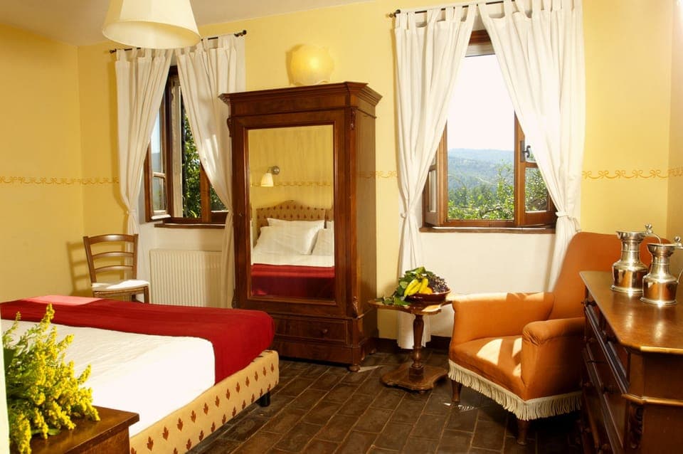 Superior Apartment, 2 Bedrooms, Kitchen, Garden View | Down comforters, in-room safe, desk, soundproofing