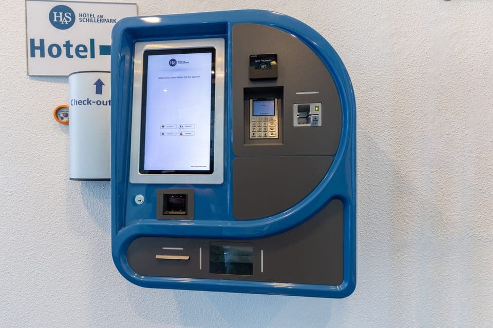 Check-in/check-out kiosk