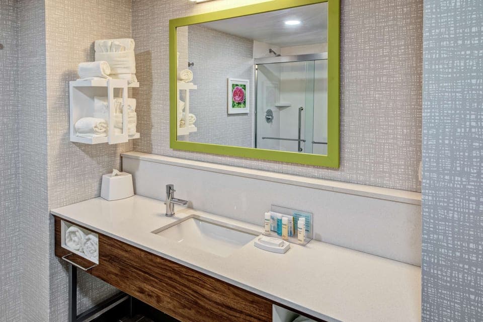Bathroom shower