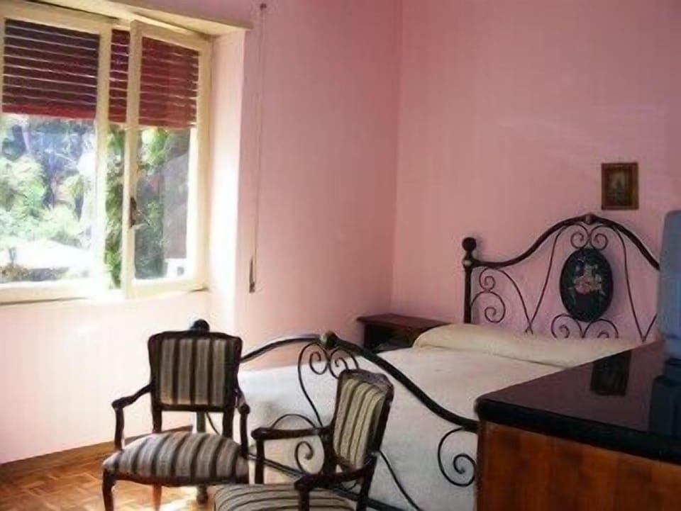 Double Room, Shared Bathroom