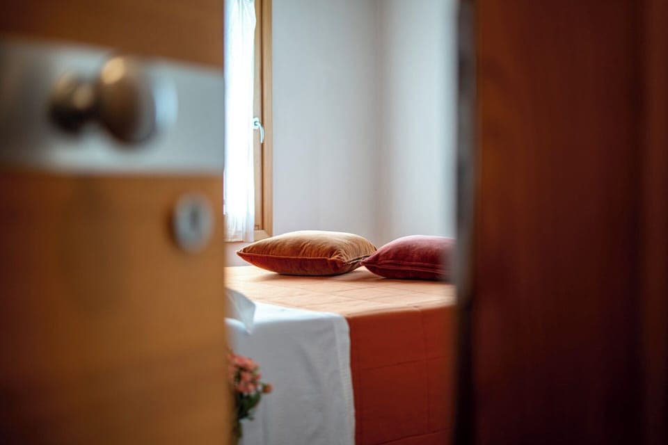 Classic Double or Twin Room | Premium bedding, minibar, in-room safe, desk