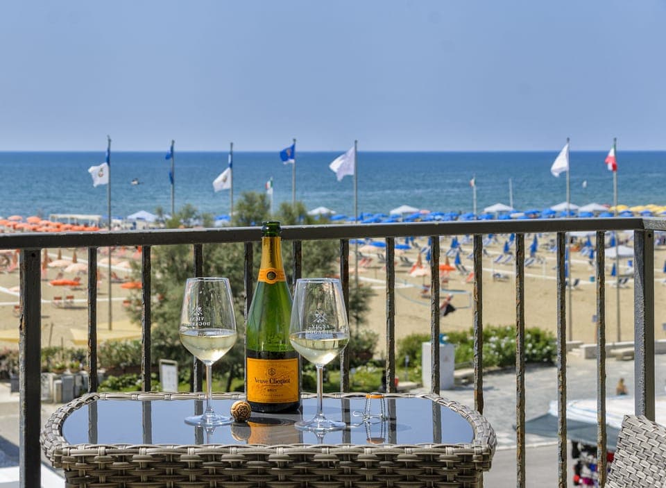 Double Room, Balcony, Sea View | Terrace/patio