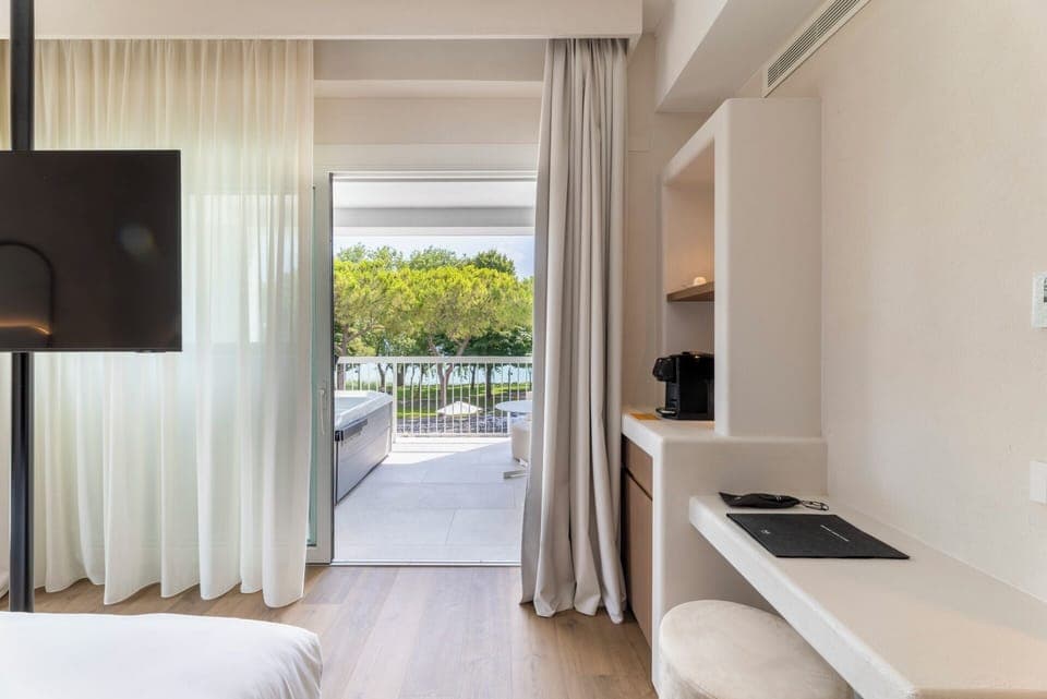 Junior Suite, Hot Tub | View from room