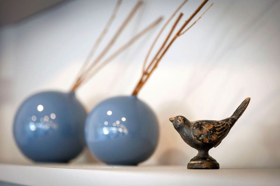 26-inch flat-screen TV with satellite channels, TV, computer monitors