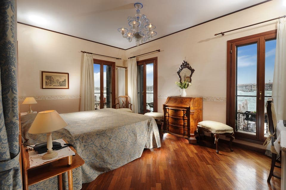 Down comforters, minibar, in-room safe, desk