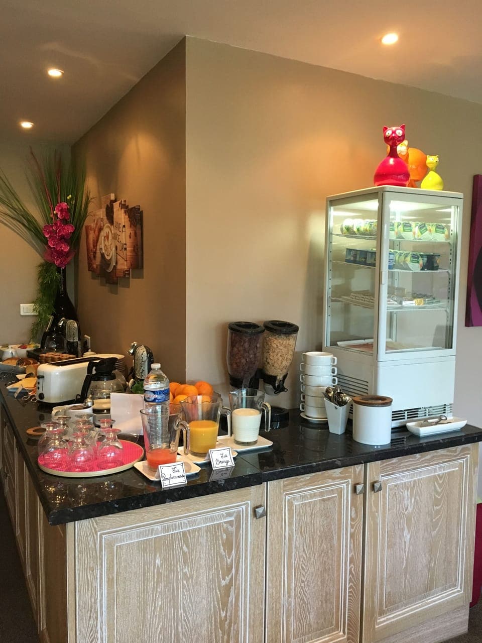 Daily buffet breakfast (EUR 10 per person)