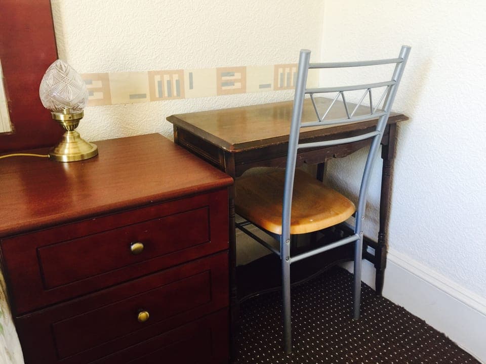 Standard Double Room, Ensuite | Hypo-allergenic bedding, free WiFi, bed sheets