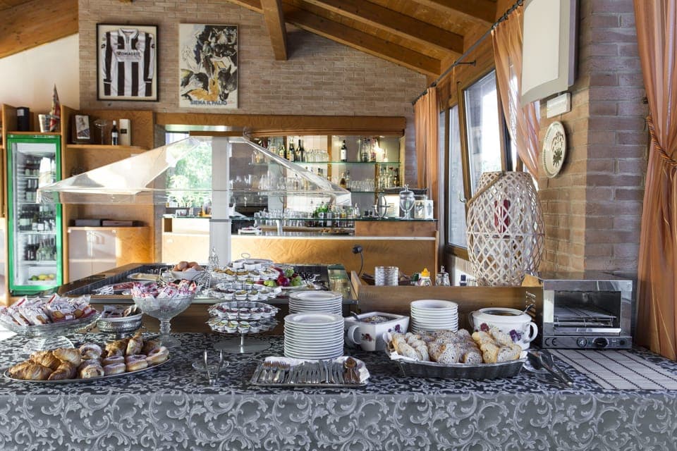 Daily buffet breakfast (EUR 10 per person)
