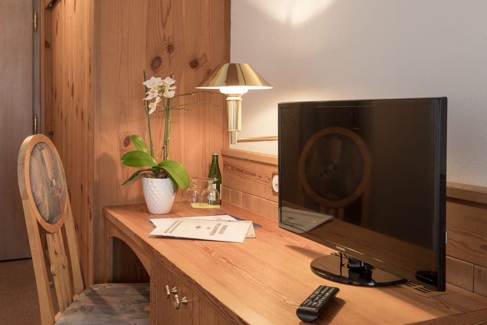 Standard Double Room, Non Smoking, Balcony | Room amenity