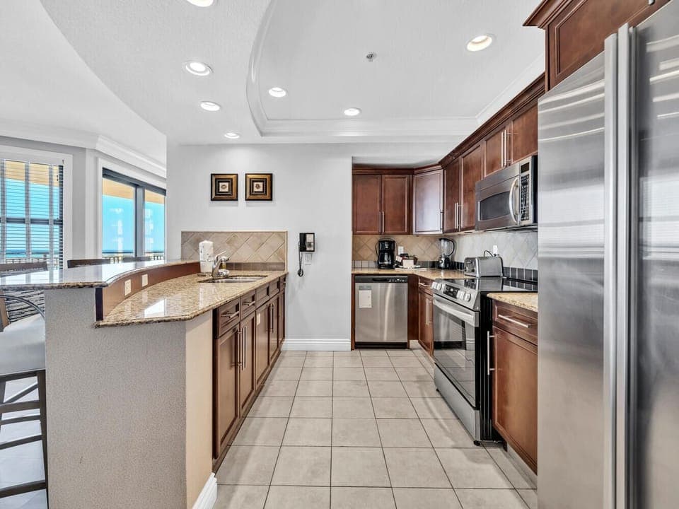 Fully stocked kitchen with updated appliances