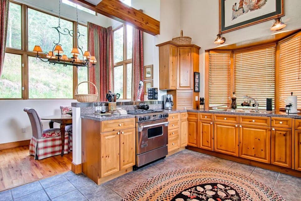 Kitchen 3