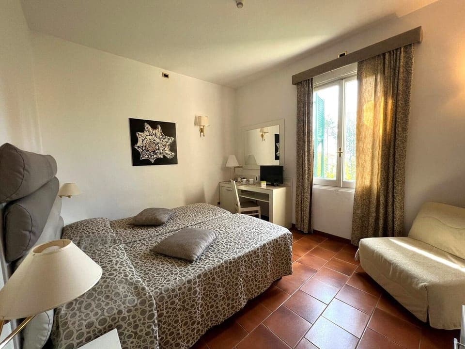 Standard Double Room | Down comforters, minibar, in-room safe, desk