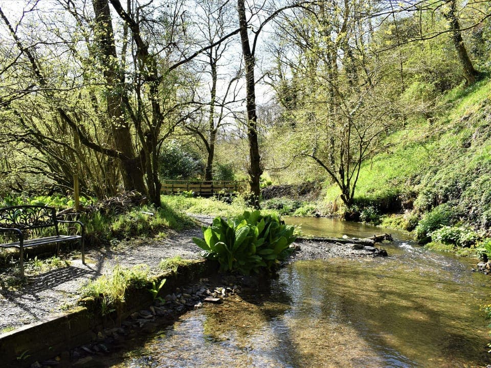 Cottage | Property grounds