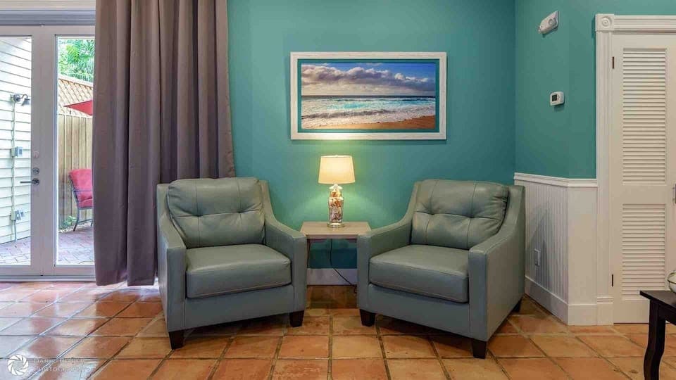 There's plenty of seating options for the whole gang...