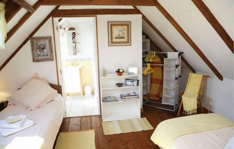 Double or Twin Room (Yellow Room) | Individually decorated, individually furnished, laptop workspace