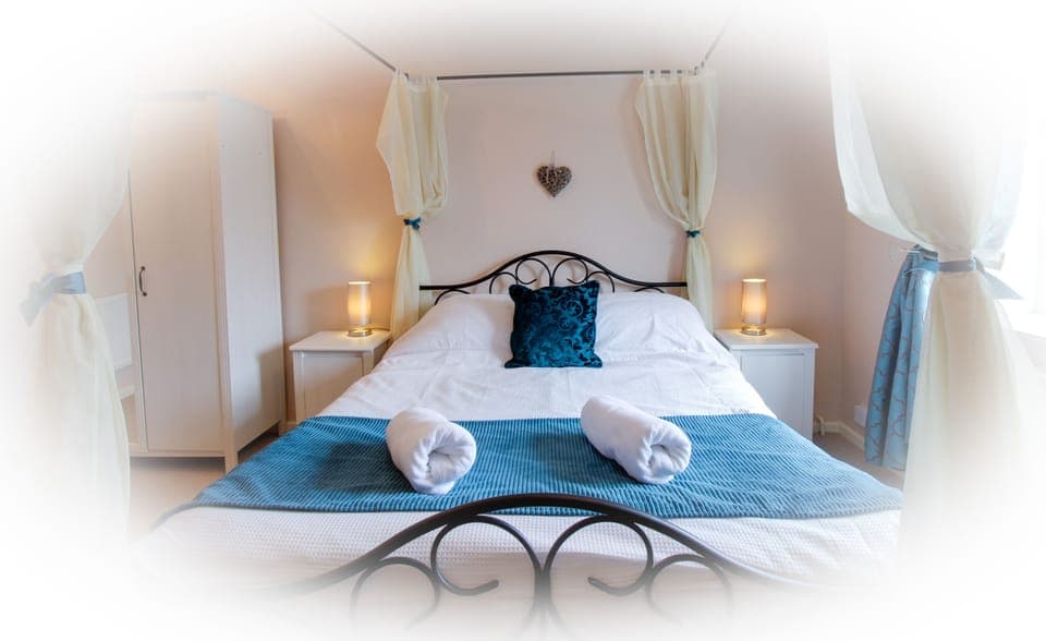 1 bedroom, iron/ironing board, travel crib, WiFi