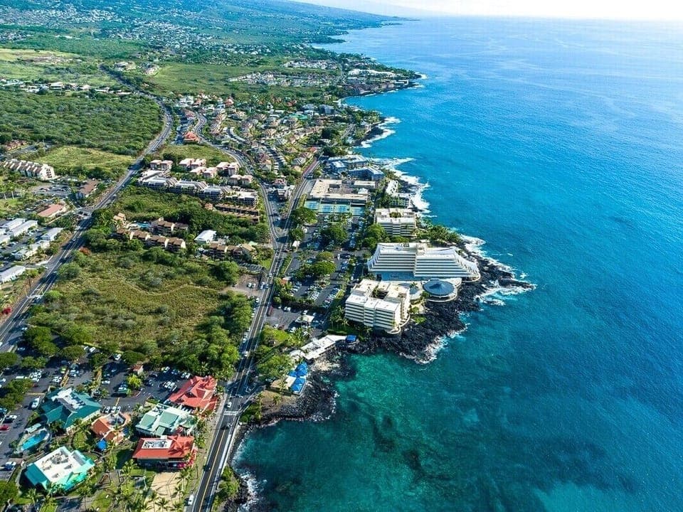 Kona town