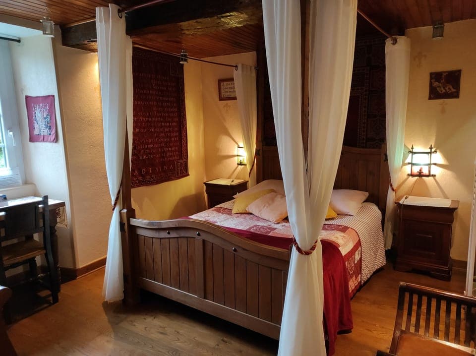 Superior Triple Room (Duchesse Anne) | Individually decorated, individually furnished, desk, blackout drapes