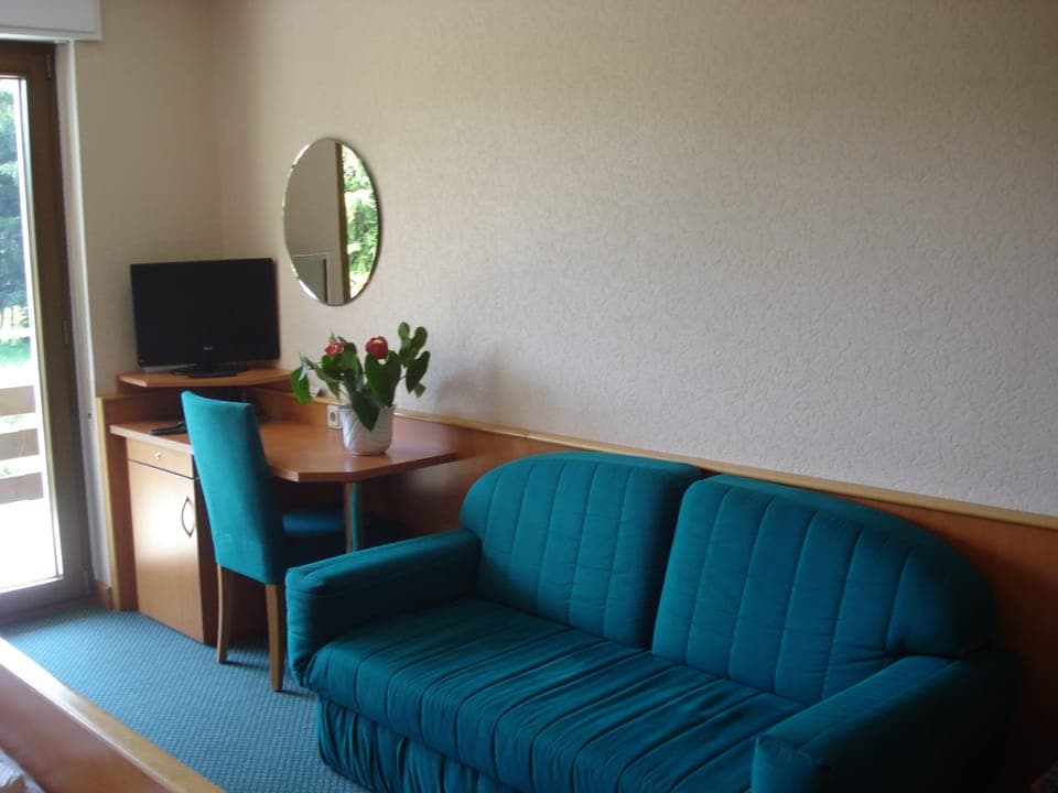 Double Room, Balcony | Desk, rollaway beds, free WiFi