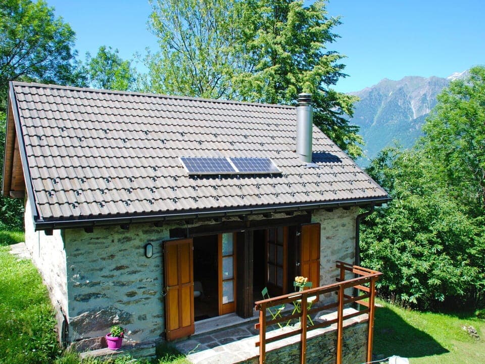 House, Property, Roof, Cottage, Building, Home, Tree, Real Estate, Hut, Log Cabin