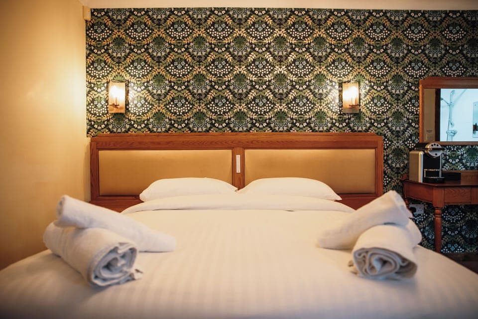 Double Room | Free WiFi