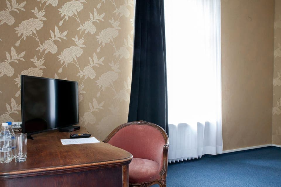 Marie von Viebahn Suite | Egyptian cotton sheets, premium bedding, down comforters, pillowtop beds