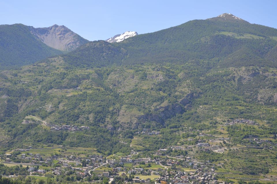 Camera Superior, vasca idromassaggio (SPA bathtub) | View from property