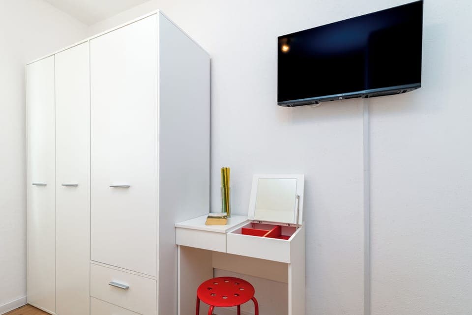 Superior Apartment, 1 Queen Bed with Sofa bed, Balcony, Partial Sea View | 1 bedroom, in-room safe, individually decorated, individually furnished