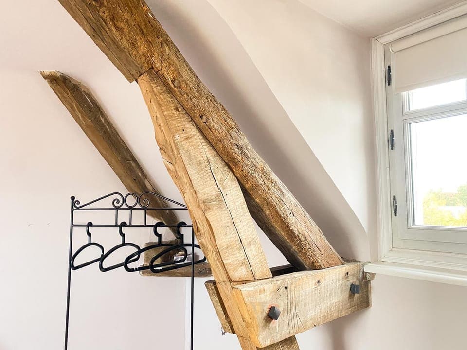 Chambre Coudray | Blackout drapes, free WiFi, bed sheets