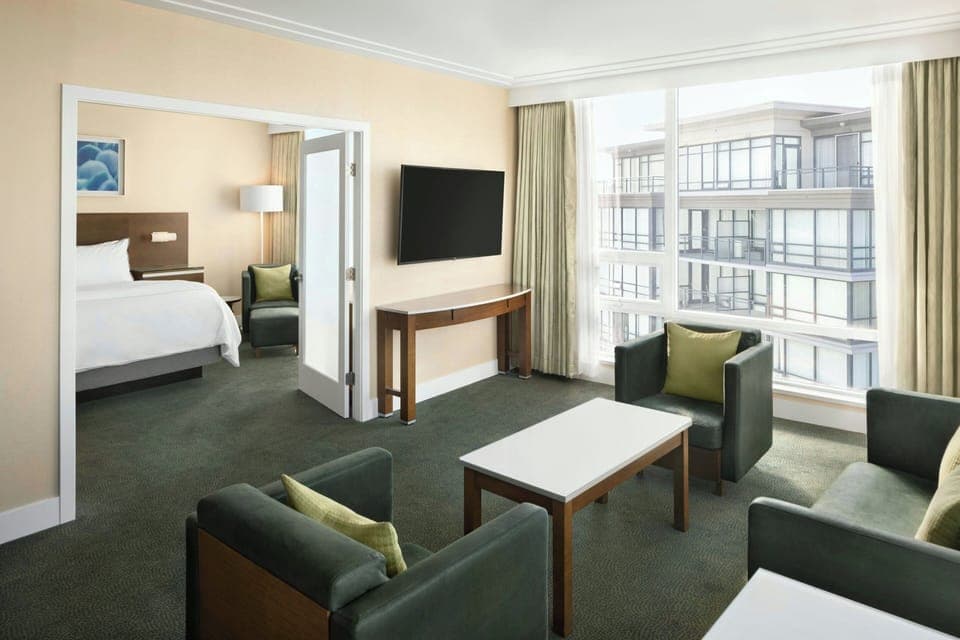 Premium bedding, pillowtop beds, in-room safe, desk