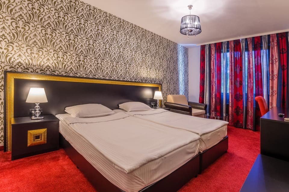 Minibar, in-room safe, desk, soundproofing