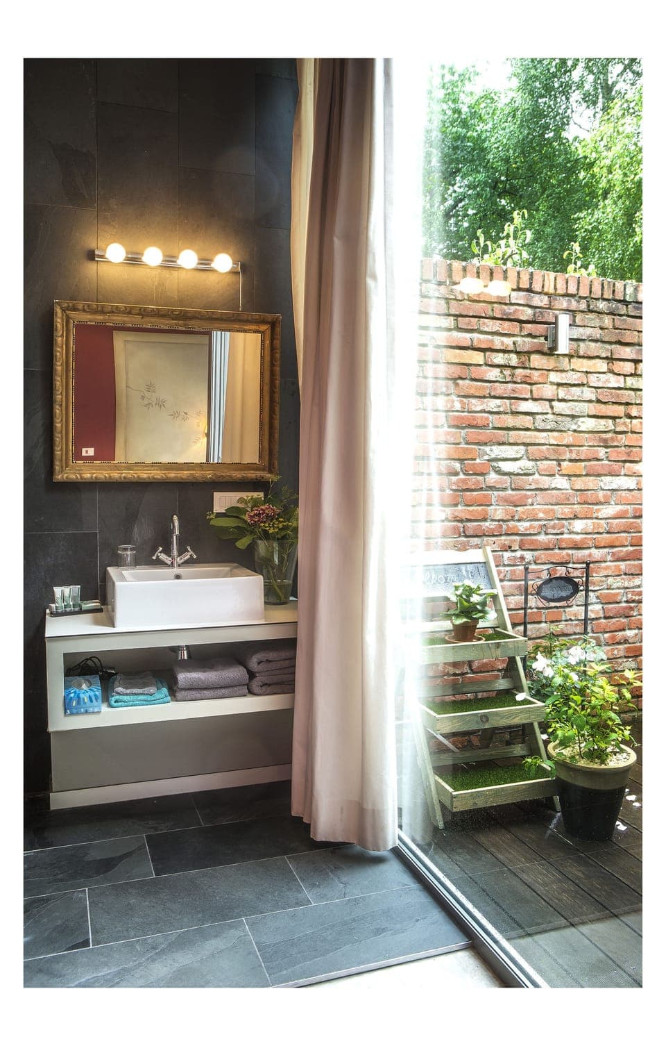 Standard Double Room | Terrace/patio