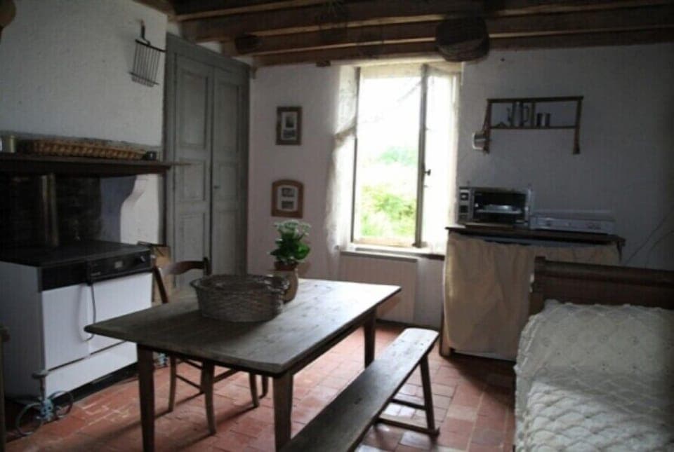 Cottage | 2 bedrooms, iron/ironing board, free WiFi, bed sheets