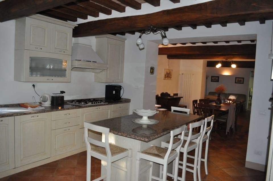 Kitchen to Dining Room