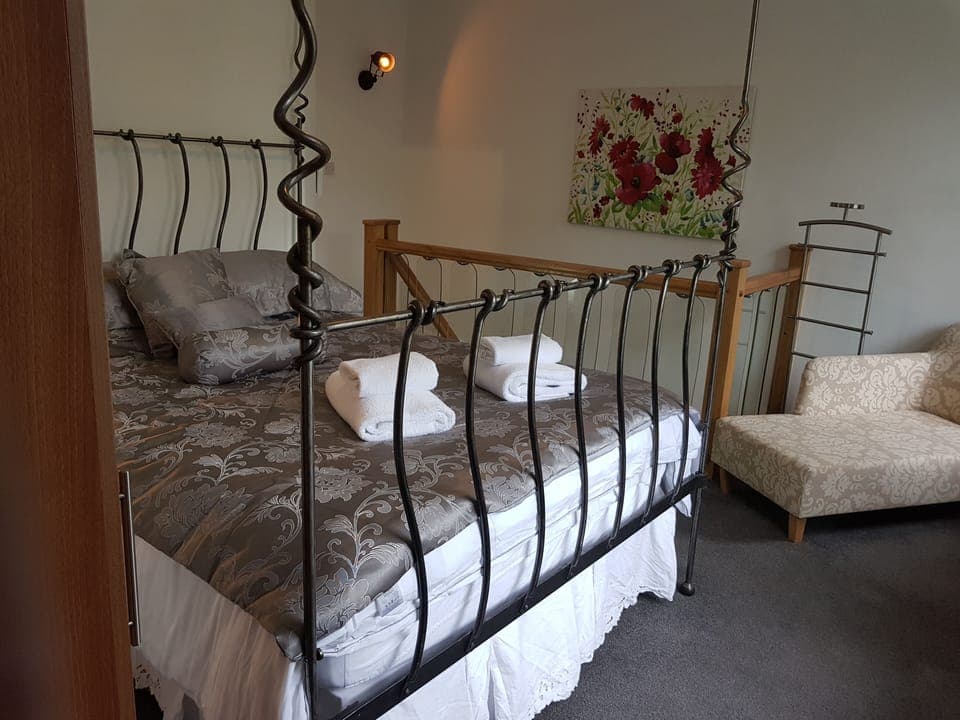 Master Bedroom
Four Posted Bed