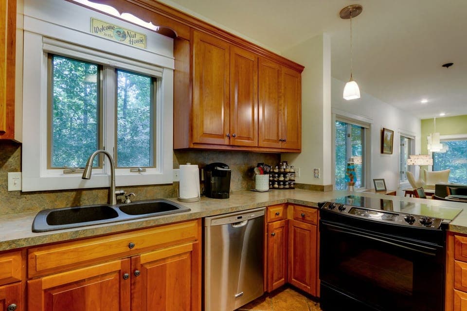 We love to cook and it shows! You'll have everything needed for great meals!  