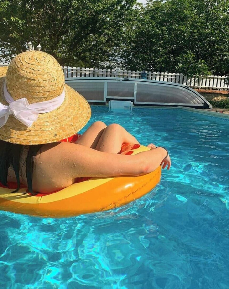 Seasonal outdoor pool, open 9:00 AM to 9:00 PM, sun loungers