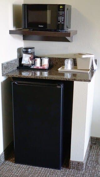 Mini-refrigerator