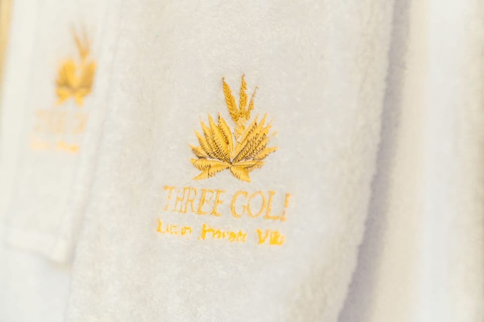 Separate tub and shower, deep soaking tub, free toiletries, bathrobes