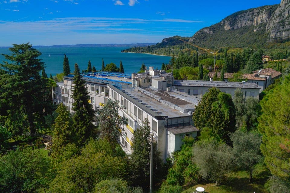 Euroresidence San Vigilio 1 air view