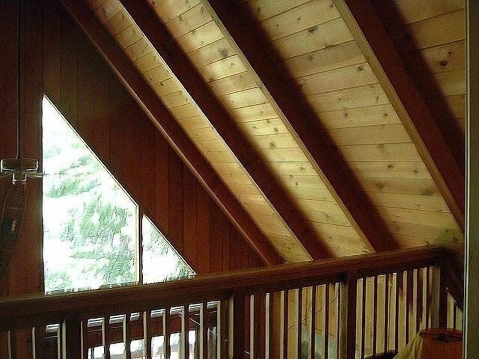 Great Room with 24 foot ceilings