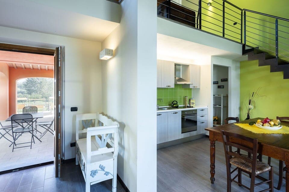 Furniture, Table, Wood, Lighting, Interior Design, Living Room, Flooring, Floor, Building, Chair