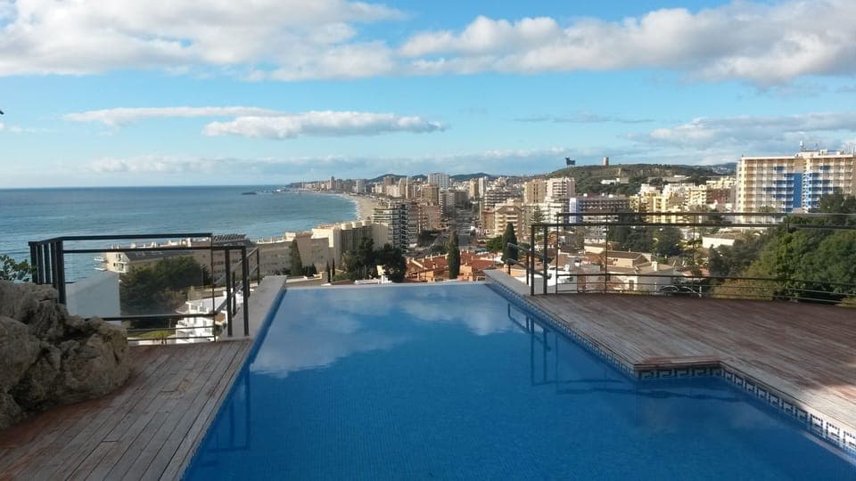 Community pool. 8 meters