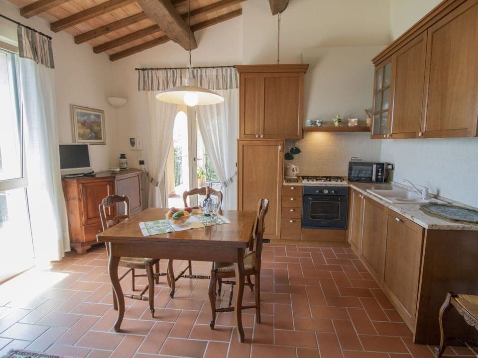 Room, Property, Furniture, Building, Kitchen, Countertop, Floor, Interior Design, Cabinetry, Ceiling