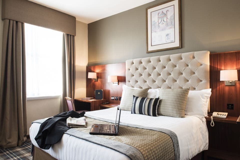 Hypo-allergenic bedding, minibar, in-room safe, desk