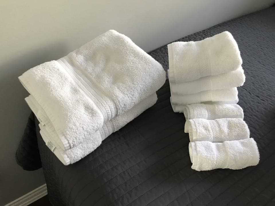 Clean fluffy towels and bedding. No need to bring anything.